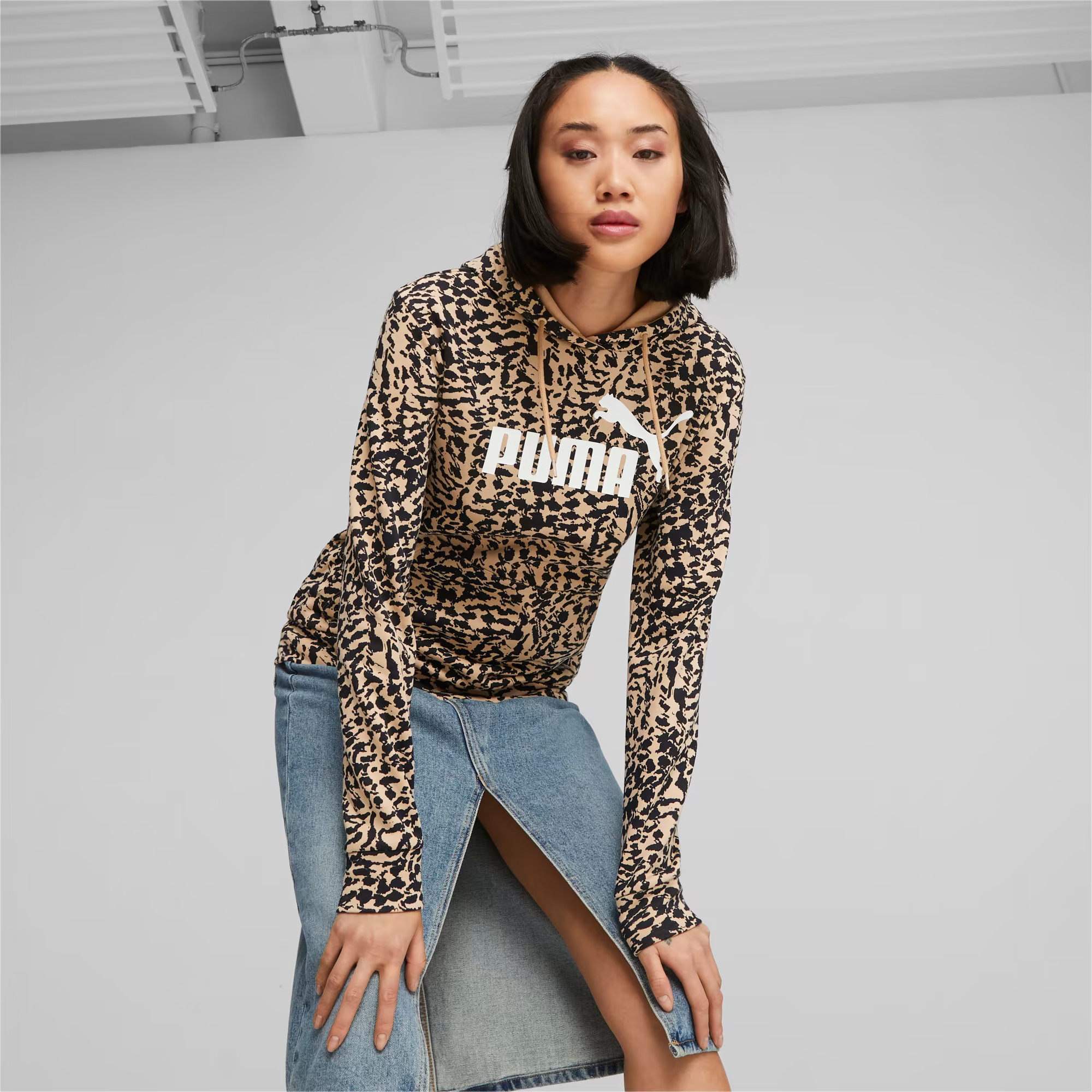 PUMA ESS+ ANIMAL QADIN HUDİSİ