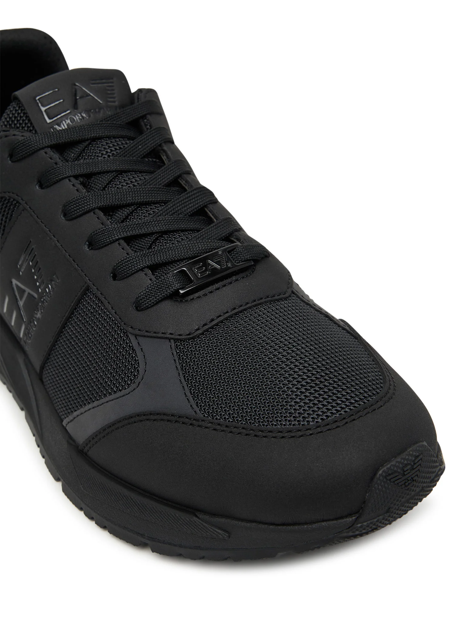 EMPORIO ARMANI EA7  krosovkalar