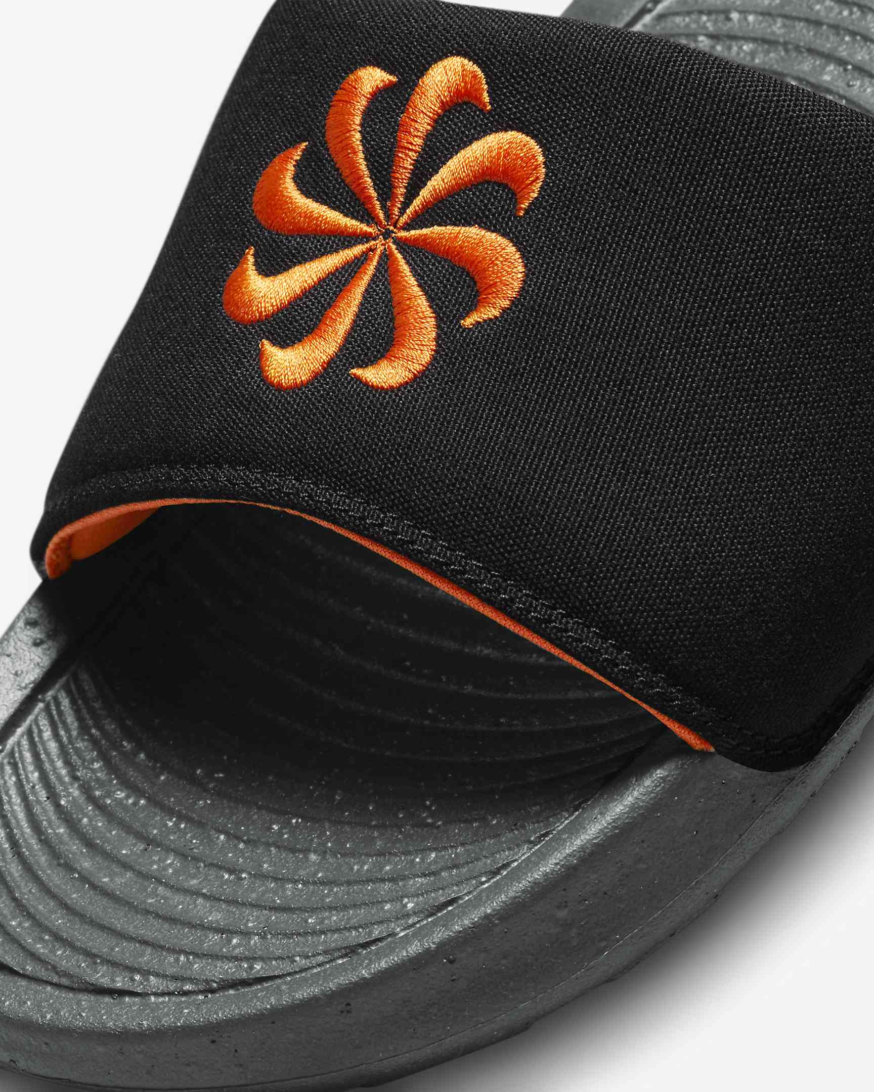 NIKE VICTORI ONE NEXT NATURE
KIŞI TƏRLIKLƏRI