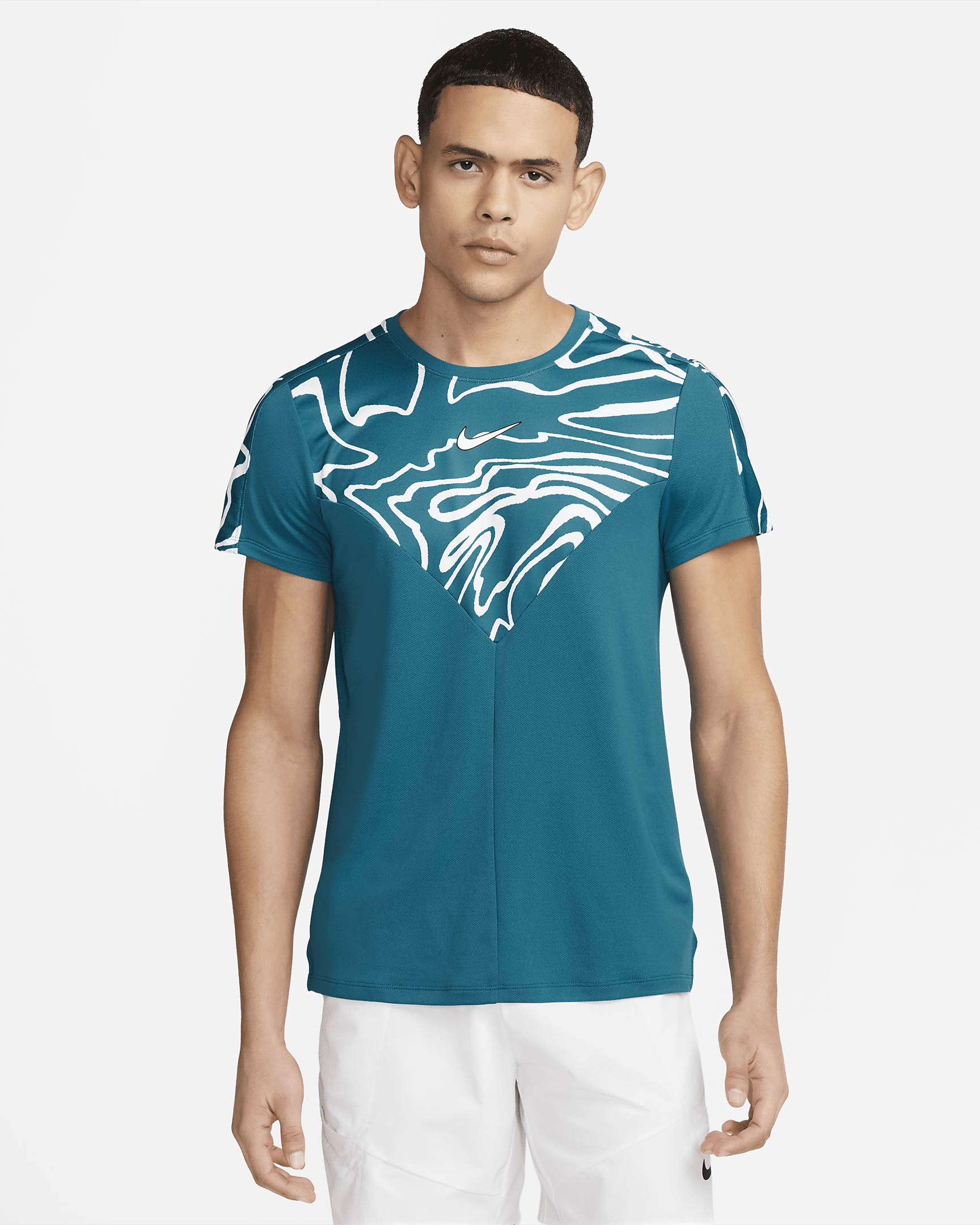 NIKE COURT DRI-FIT SLAM
QISAQOL KIŞI KÖYNƏYI