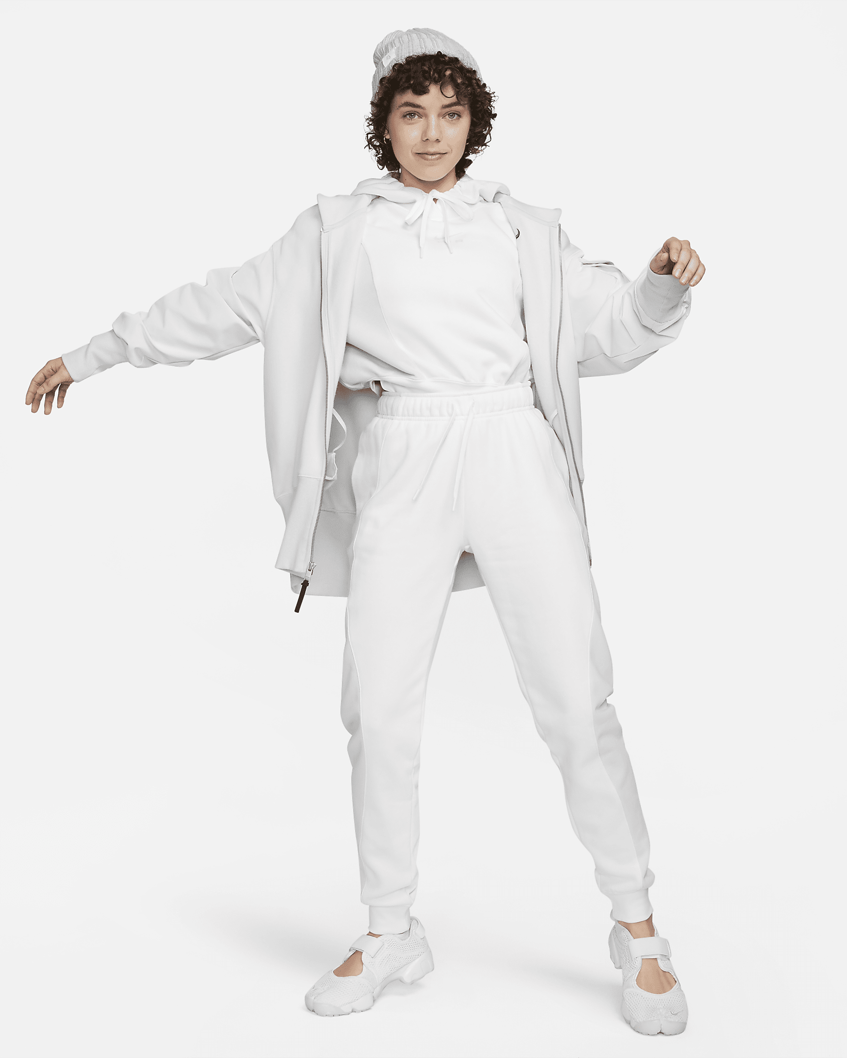 NIKE AIR
ORTA BEL FLIS QADIN ŞALVARI