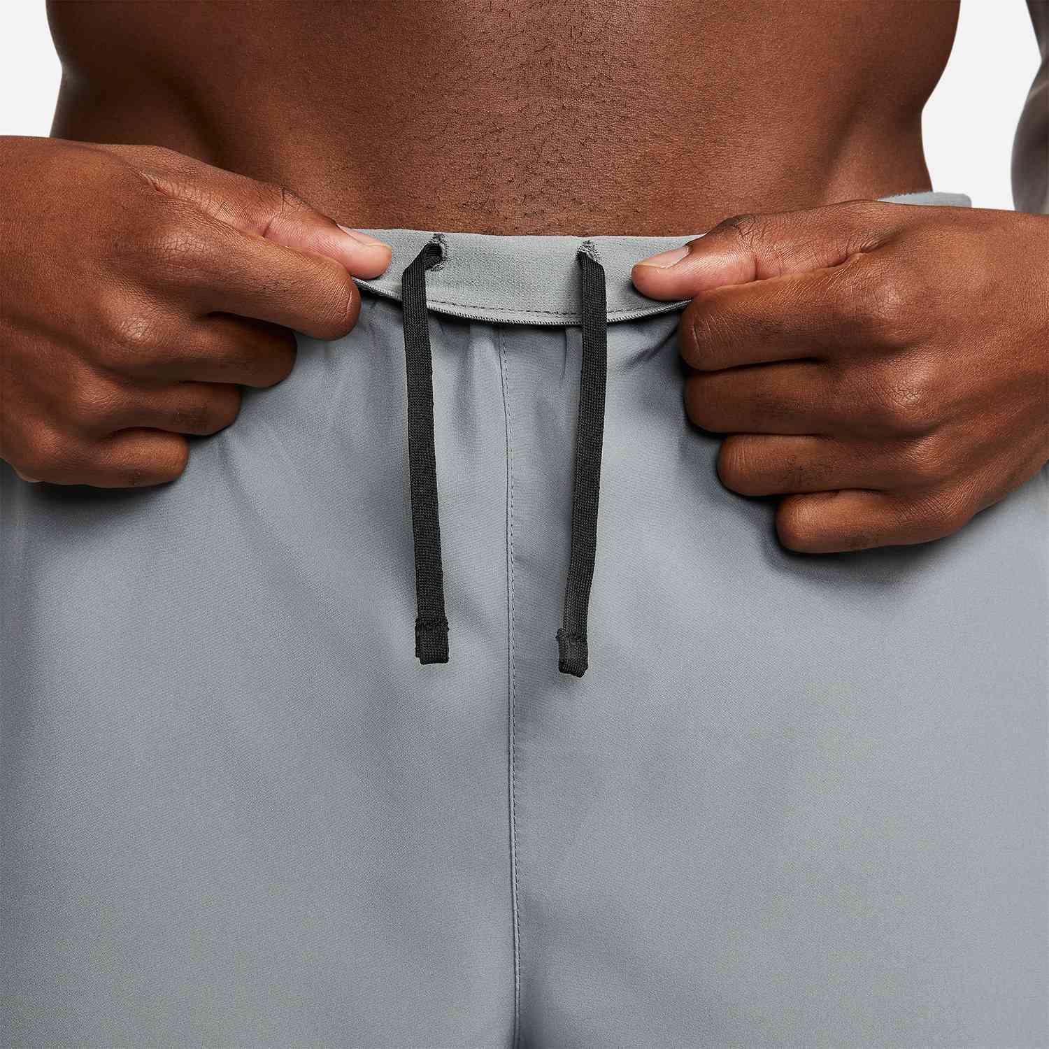 NIKE DRI-FIT CHALLENGER KIŞI ŞORTLARI