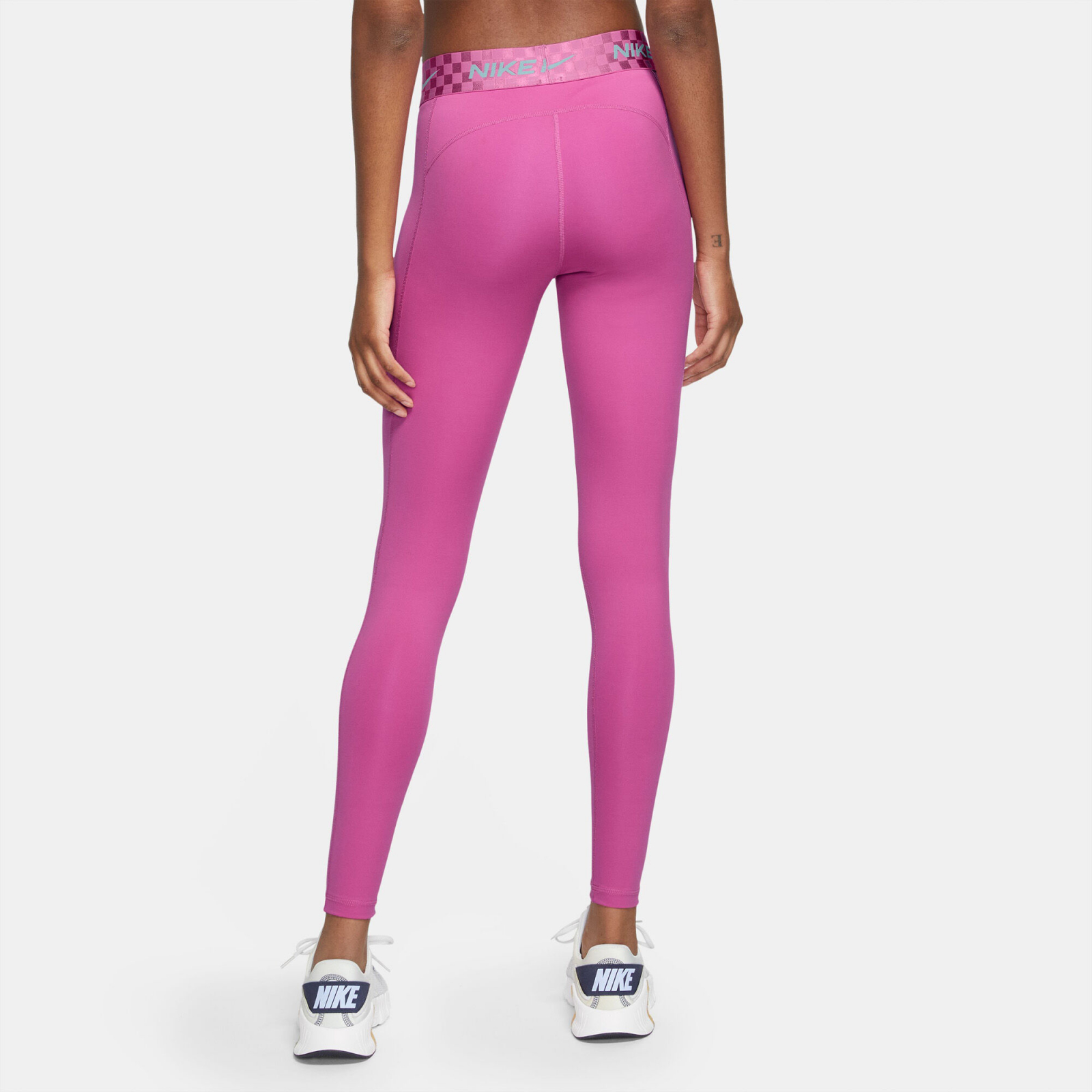 NIKE PRO DRI-FIT
 QADIN MƏŞQ LEQQINSLƏRI