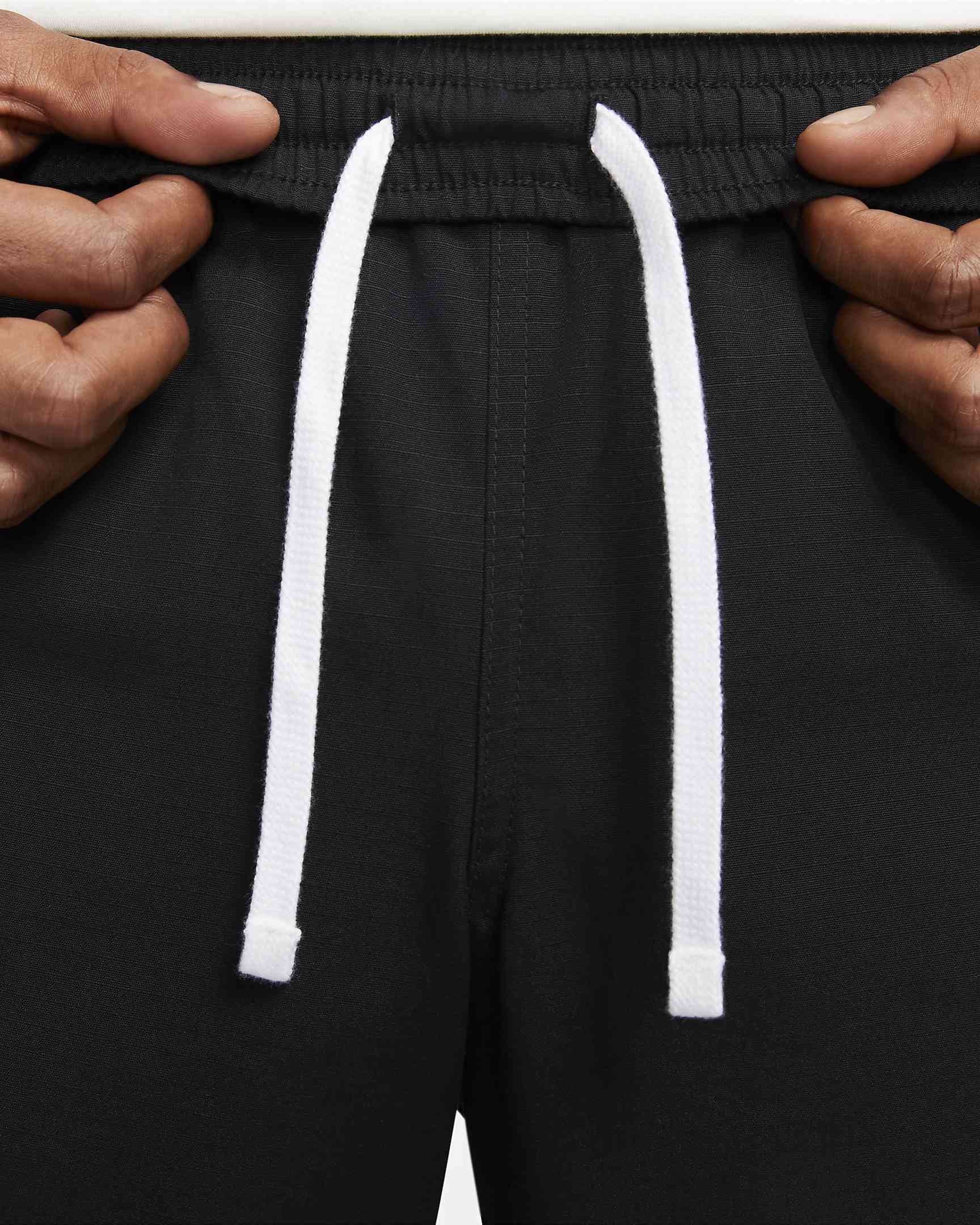 NIKE CLUB
MEN'S CARGO PANTS