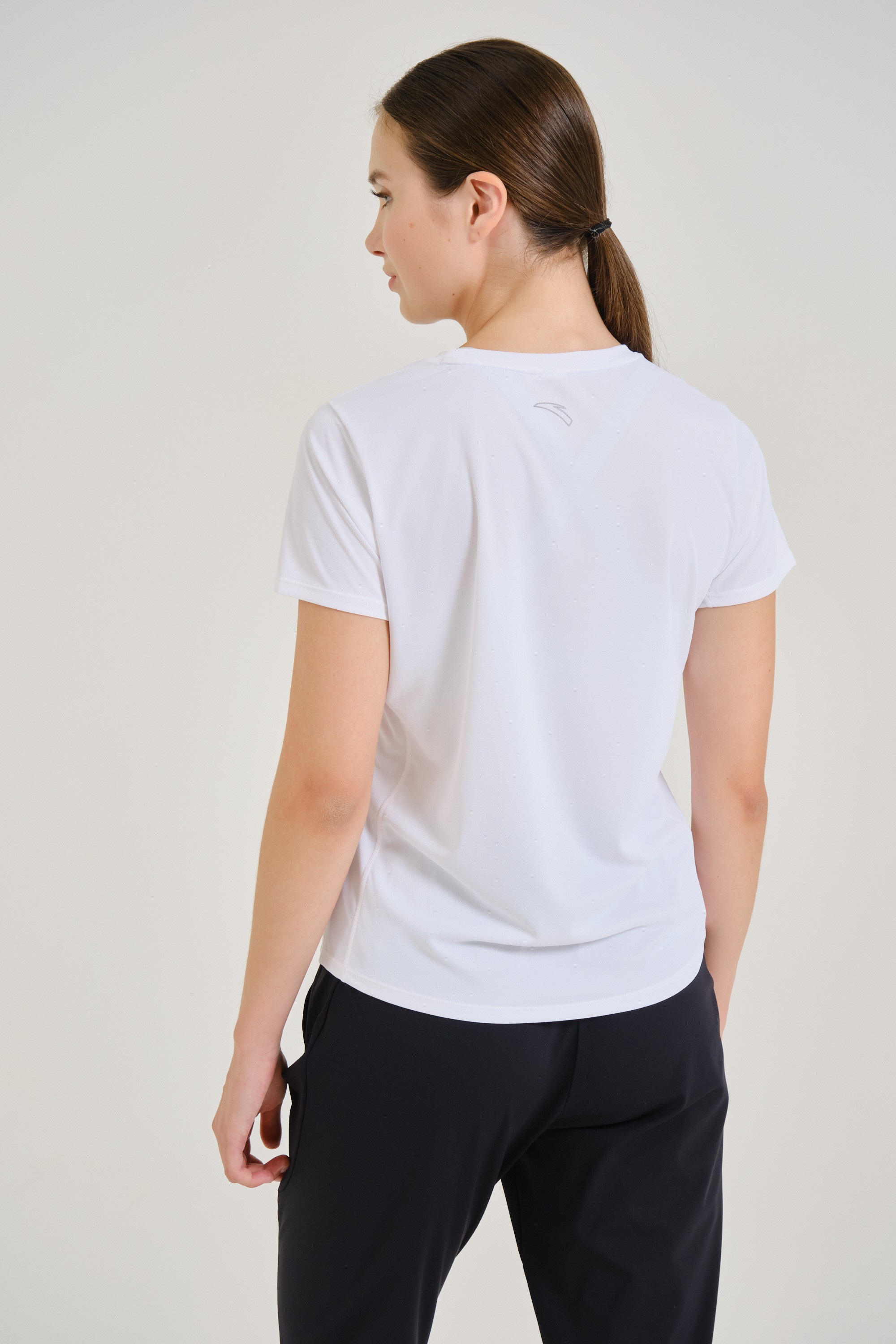 ANTA FLOW LIGHT QADIN KÖYNƏYİ