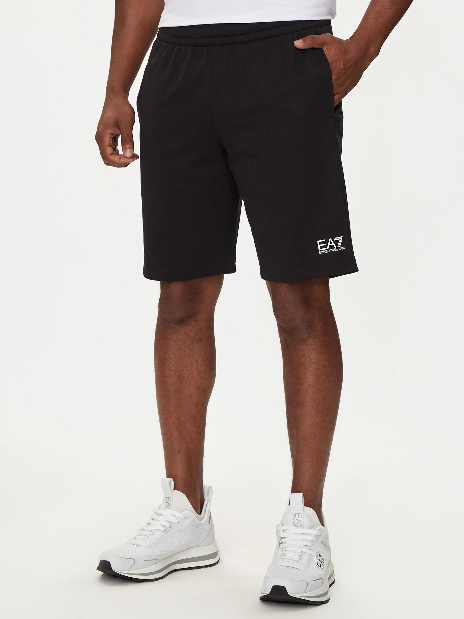 Emporio Armani EA7 Kişi idman şortları