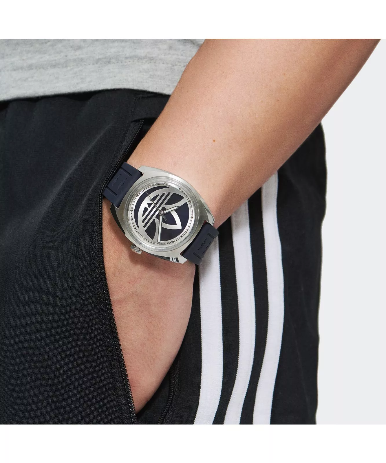 ADIDAS ORIGINALS EDITION ONE UNİSEKS SAATI