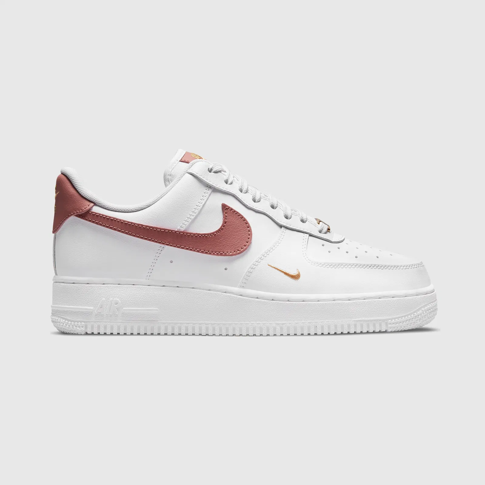 NIKE Air Force 1 '07 QADIN AYAQQABILARI
