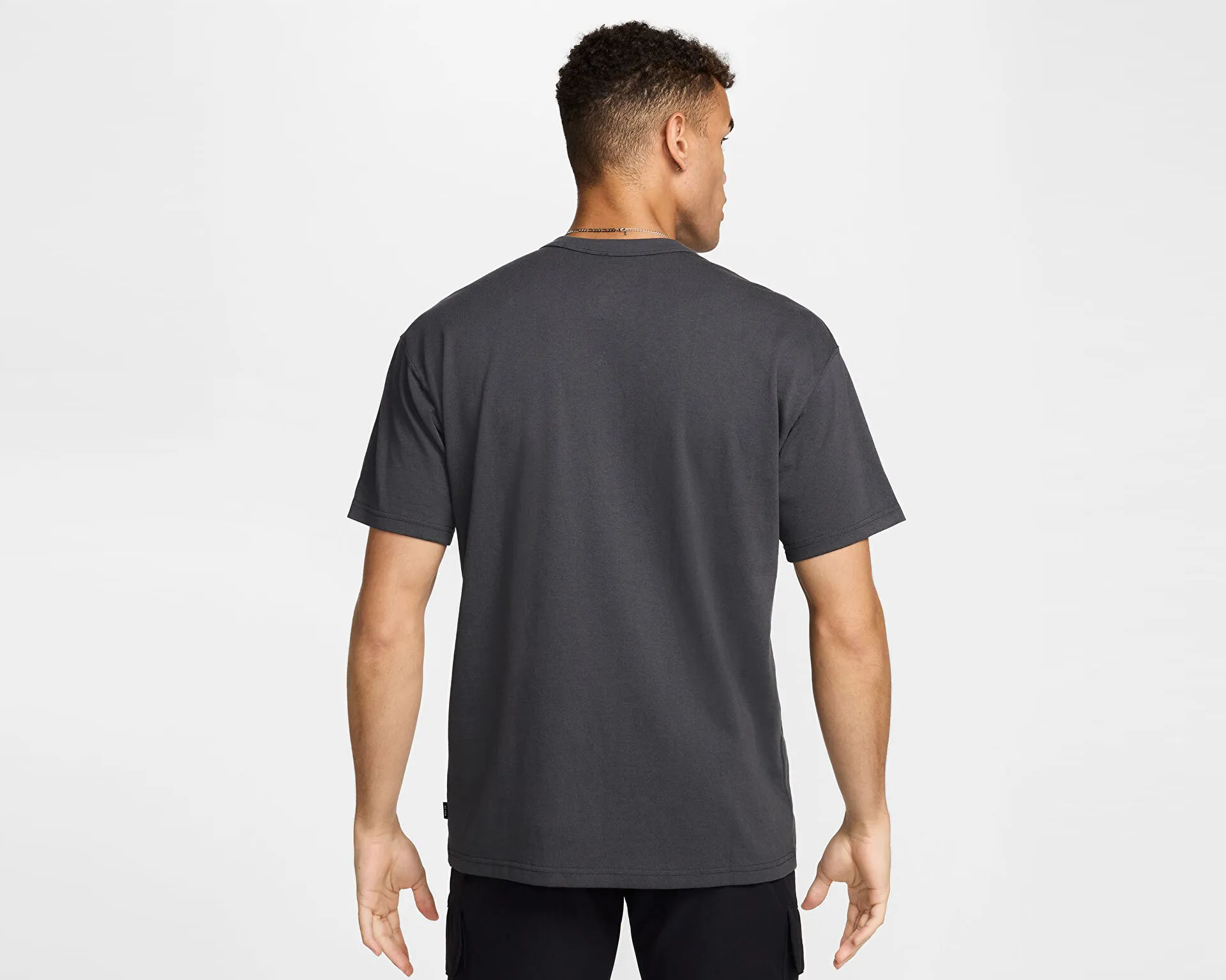 NIKE SPORTSWEAR PREMIUM ESSENTIALS KİŞİ KÖYNƏYİ