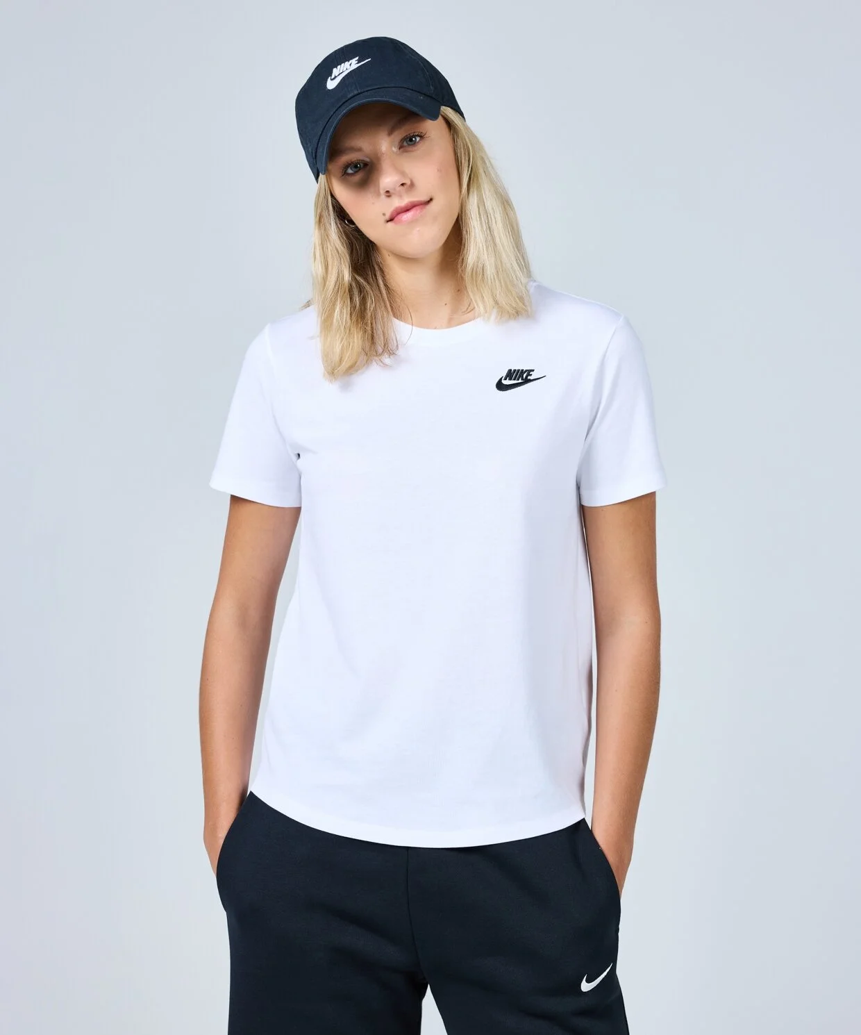 NIKE SPORTSWEAR QADIN KÖYNƏYİ