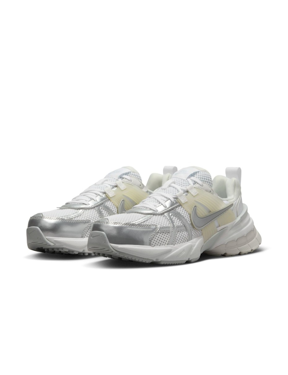 NIKE V2K RUN QADINLAR ÜÇÜN KROSSOVKA