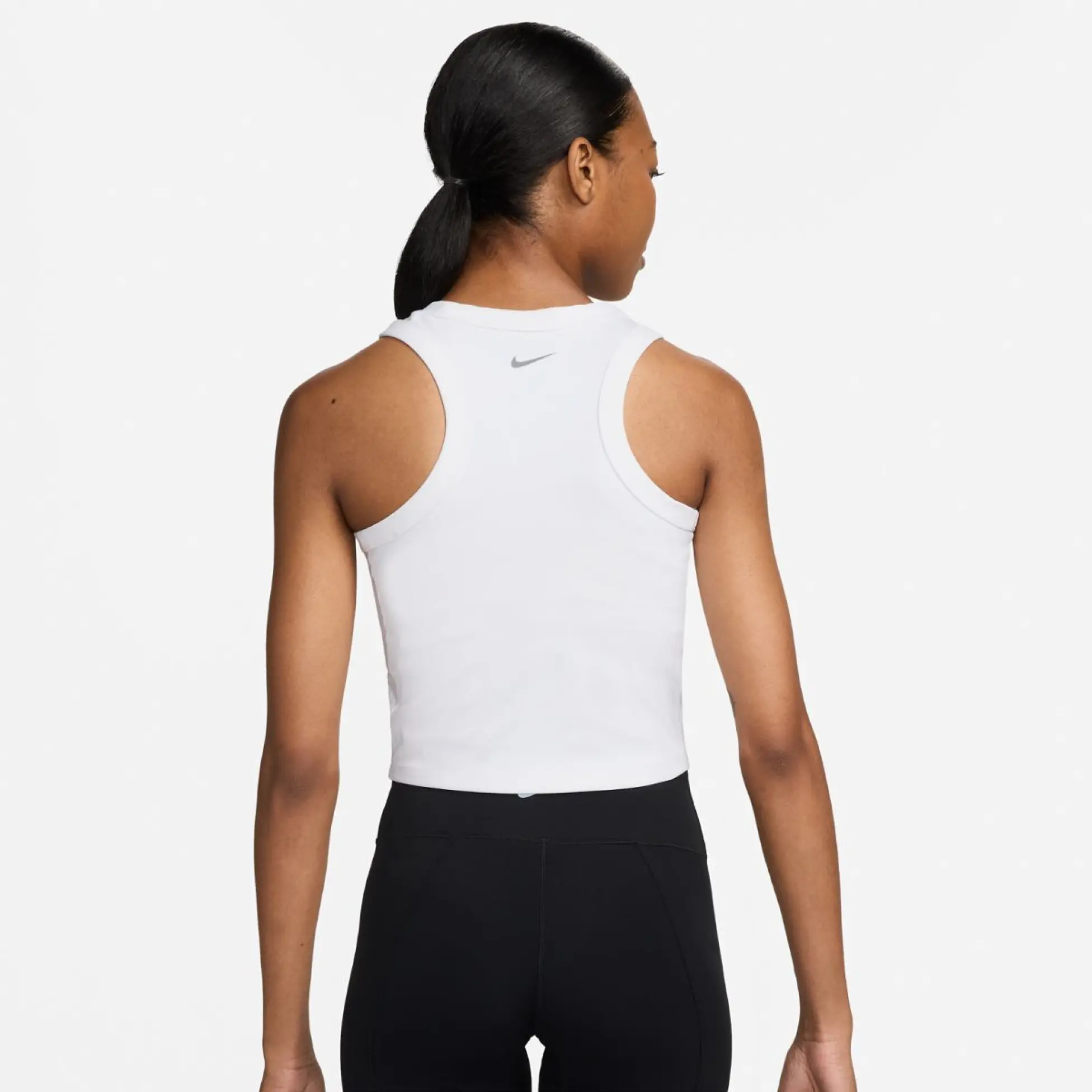 Nike One Fitted Dri Fit Crop Tank Qadınlar üçün qısa mayka