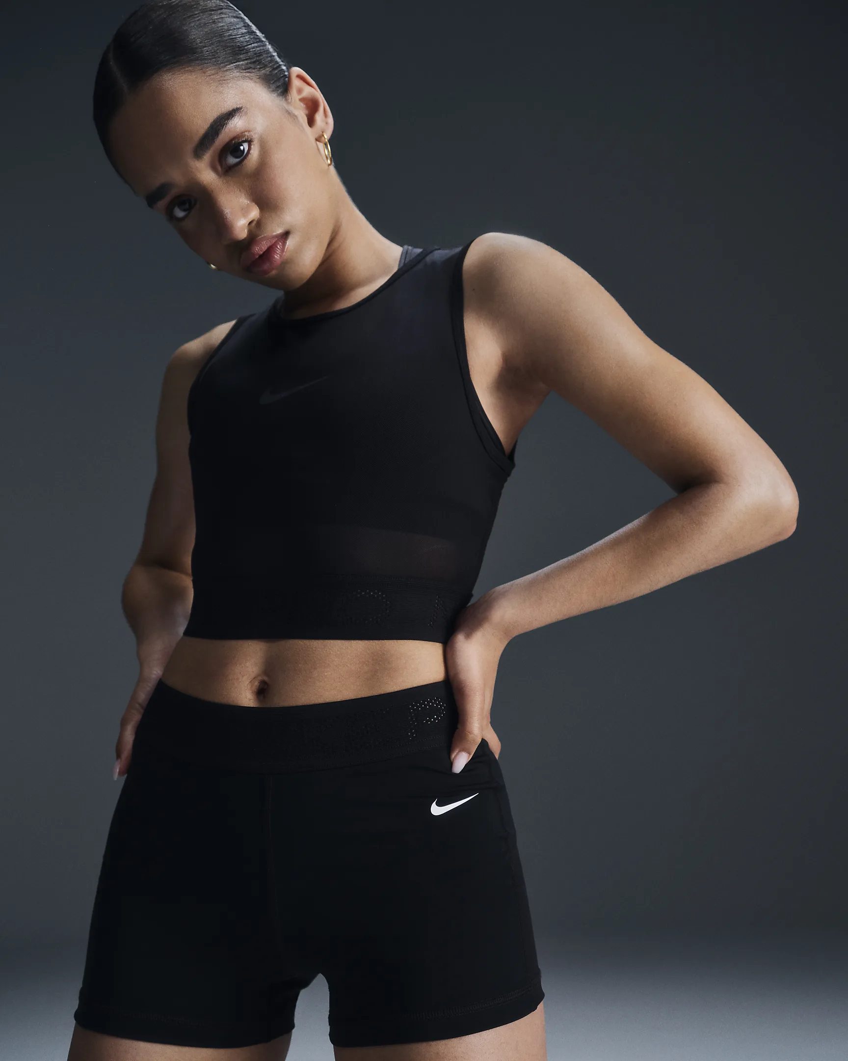 NIKE PRO
QADIN ŞORTLARI