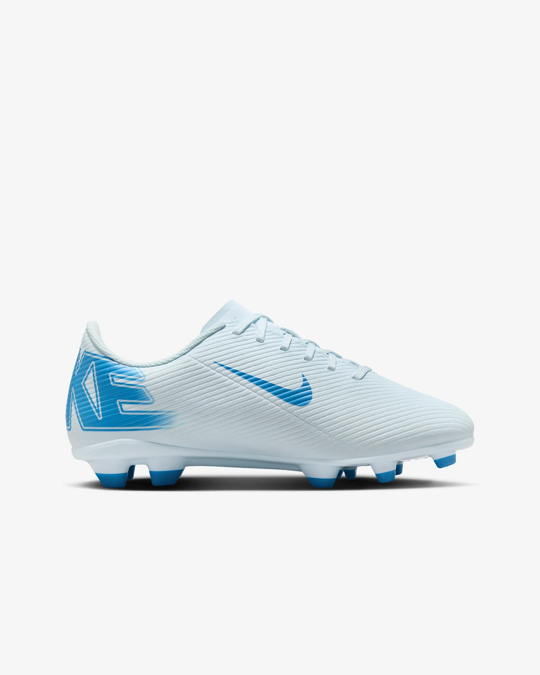 NIKE Jr. Mercurial Vapor 16 Club KIDS' FOOTBALL SHOES