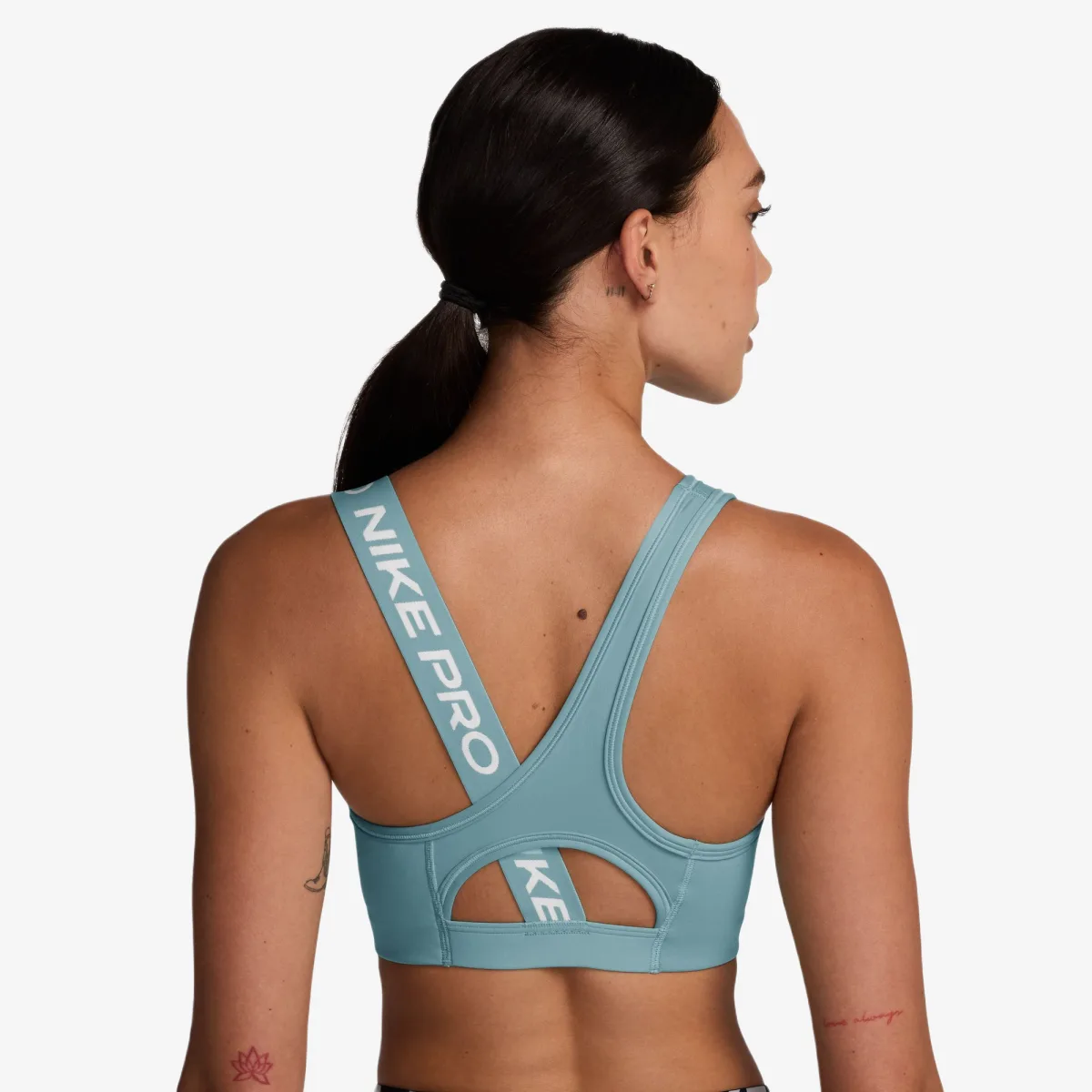 NIKE Pro Swoosh QADIN BRASI