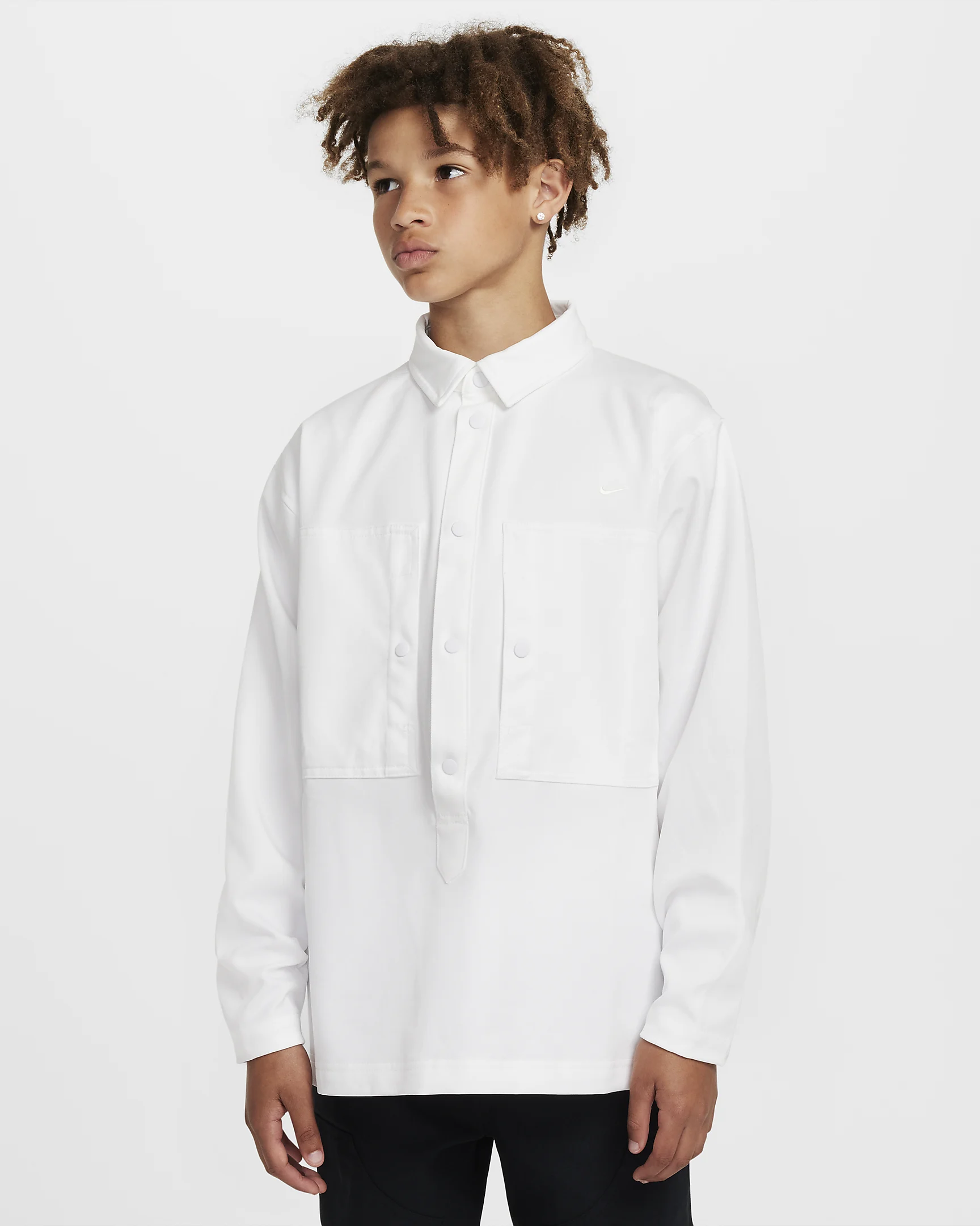 NIKE SPORTSWEAR METRO GROUND
OLDER UŞAQ KÖYNƏYİ