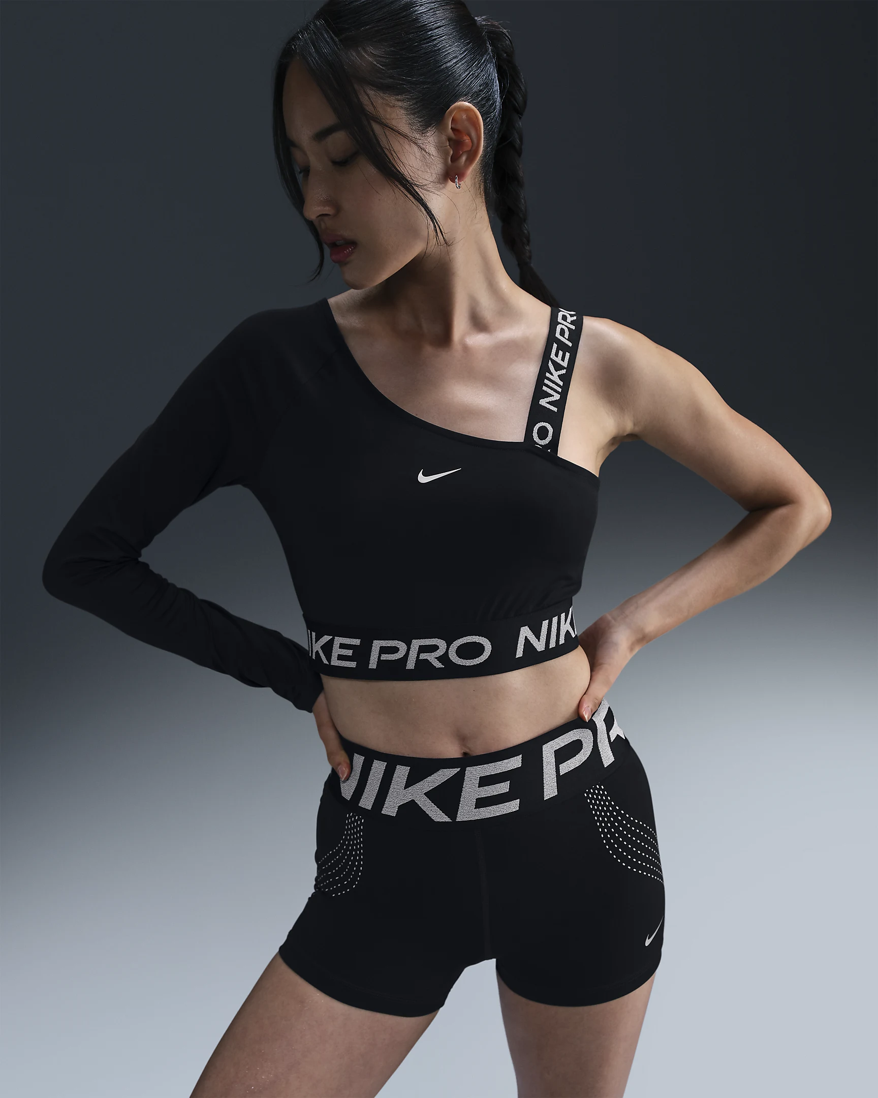 Nike Pro Shine QADINLAR üçün KROP-TOP