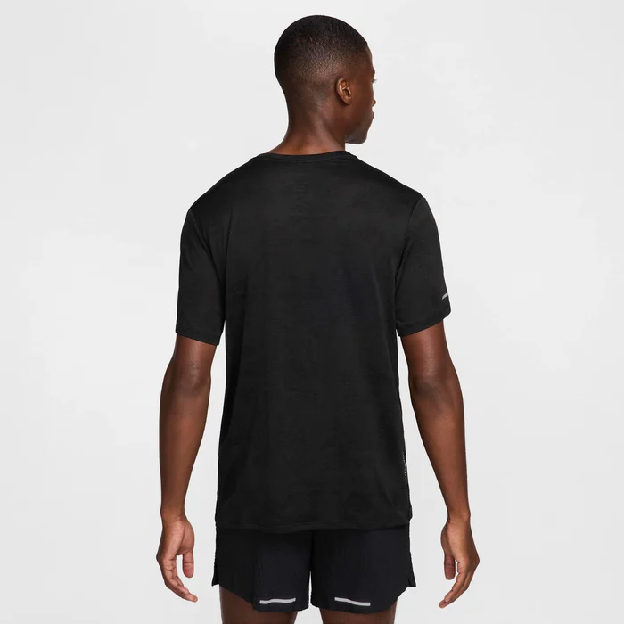 NIKE RUNNING DIVISION KİŞİ KÖYNƏYİ