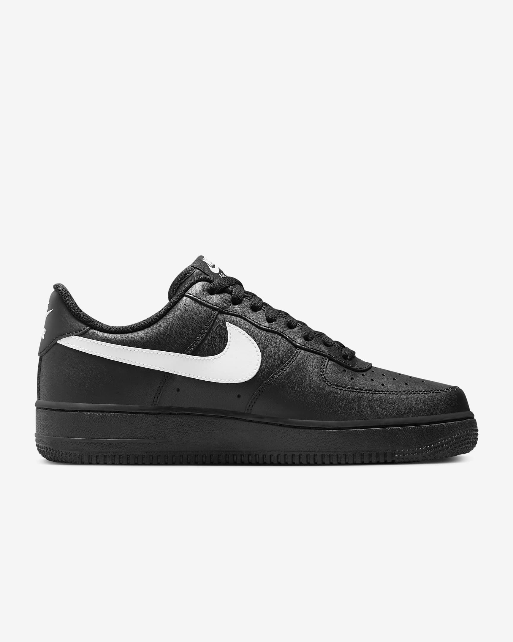 NIKE Air Force 1 '07 KİŞİ AYAQQABILARI