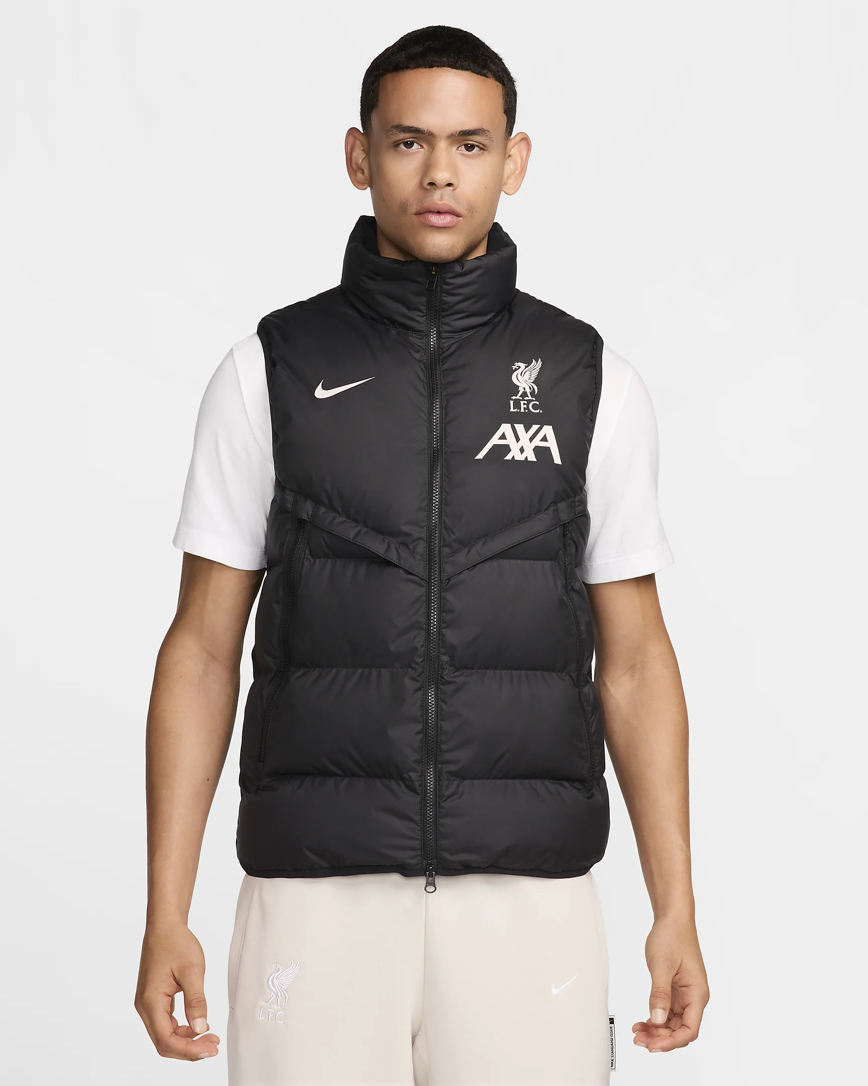 NIKE Liverpool F.C. Strike Windrunner PrimaLoft® KİŞİ JİLETİ