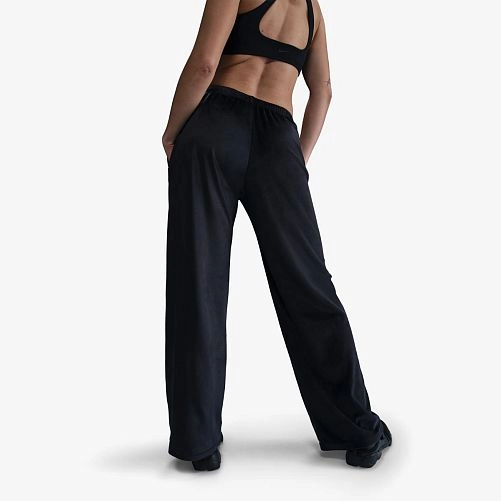 Nike Chill Velour WOMEN'S PANTS