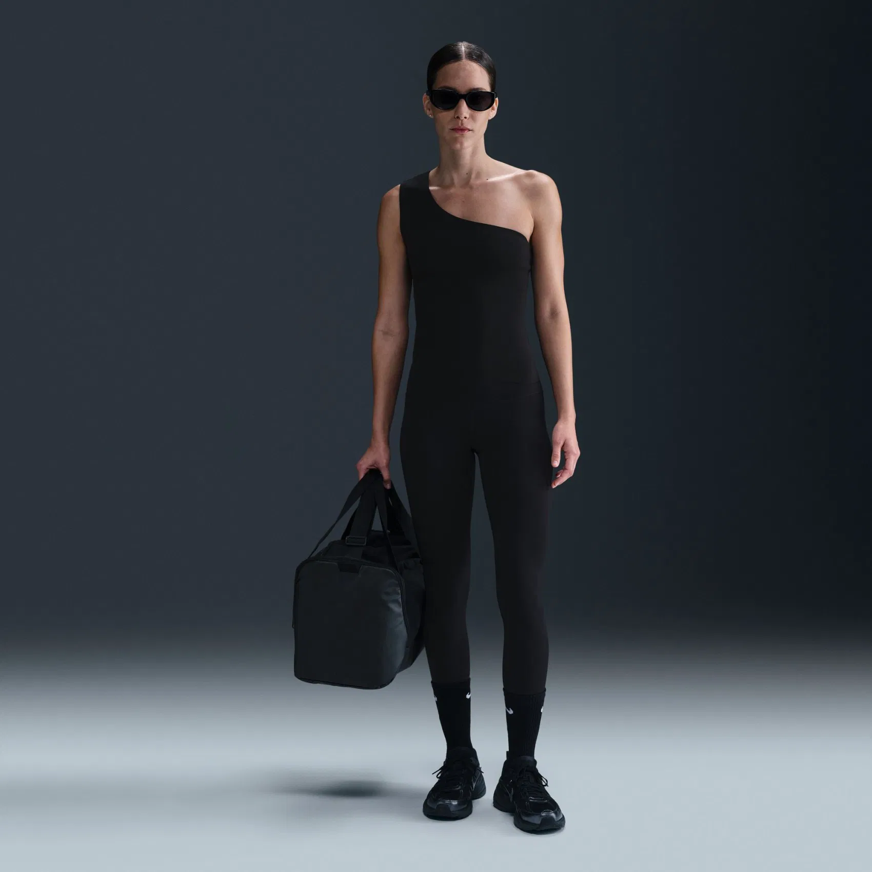 Nike Zenvy QADIN MAYKASI