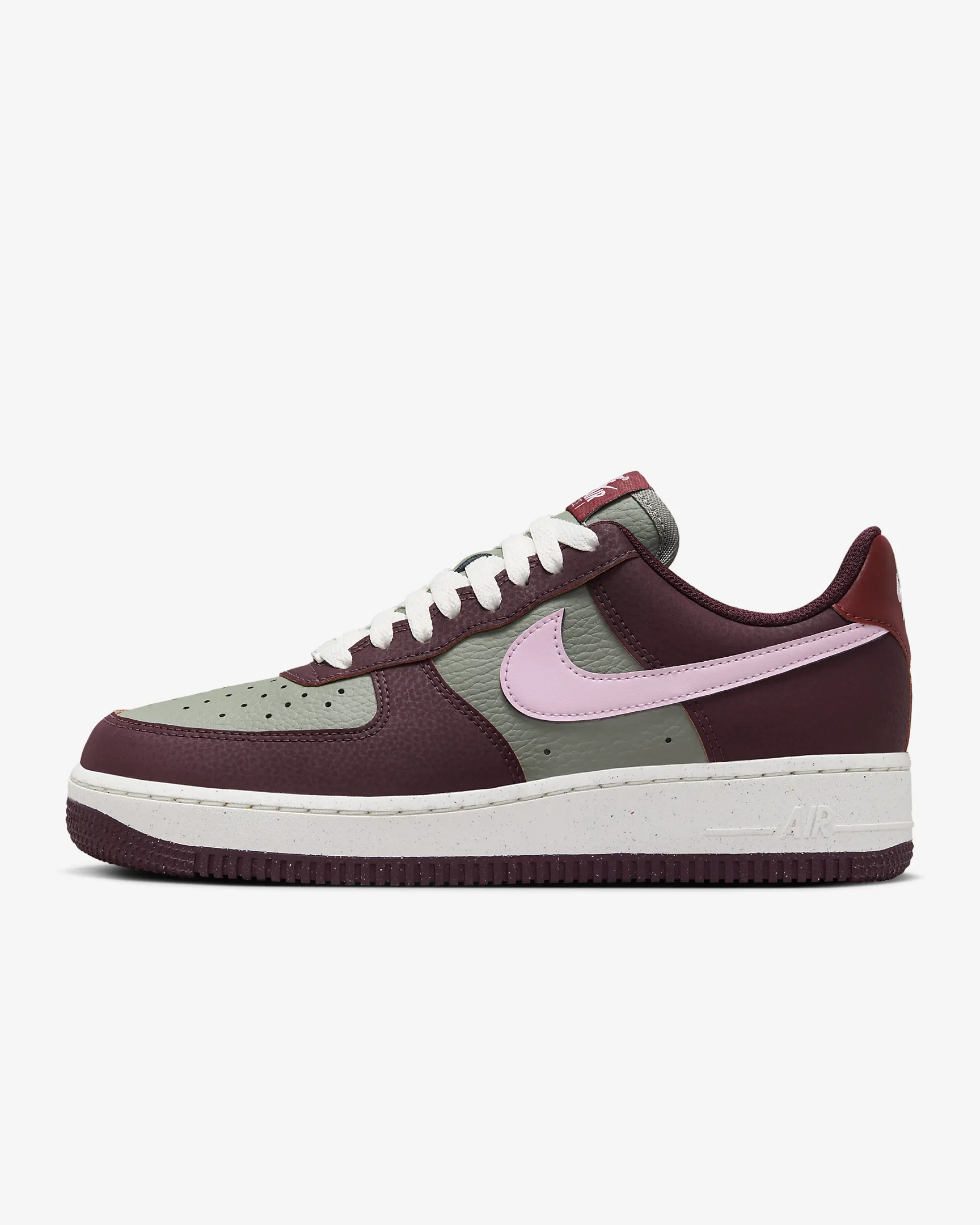 Nike Air Force 1 '07 Next Nature Qadın Krossovkası