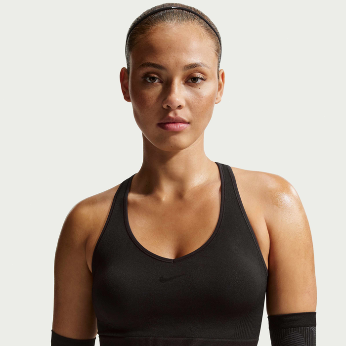 Nike Pro Seamless Dri-FIT Qadınlar üçün qısa mayka