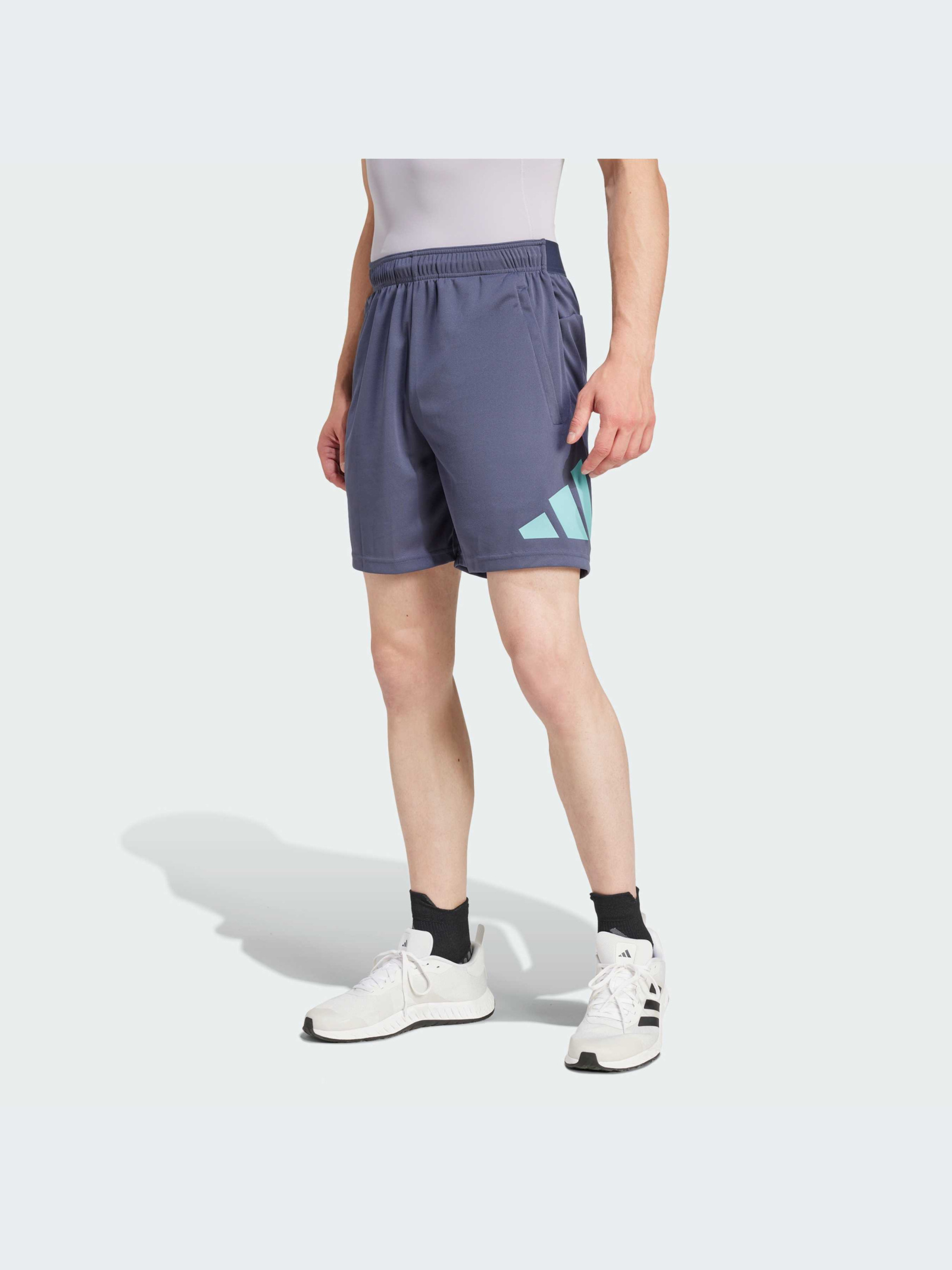 ADIDAS  LOGO SHO 5'' KİŞİ ŞORTLARI