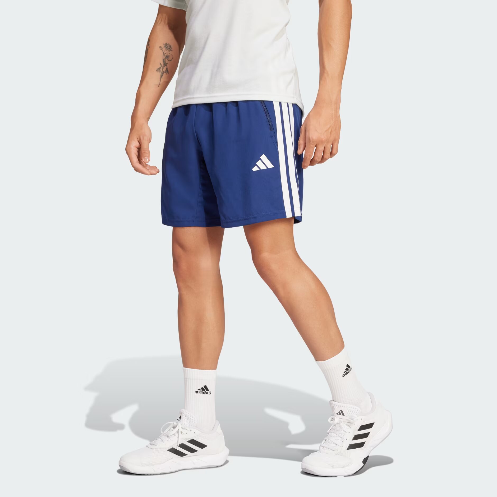 Adidas Essentials Training 3-Stripes Kişilər üçün şortlar