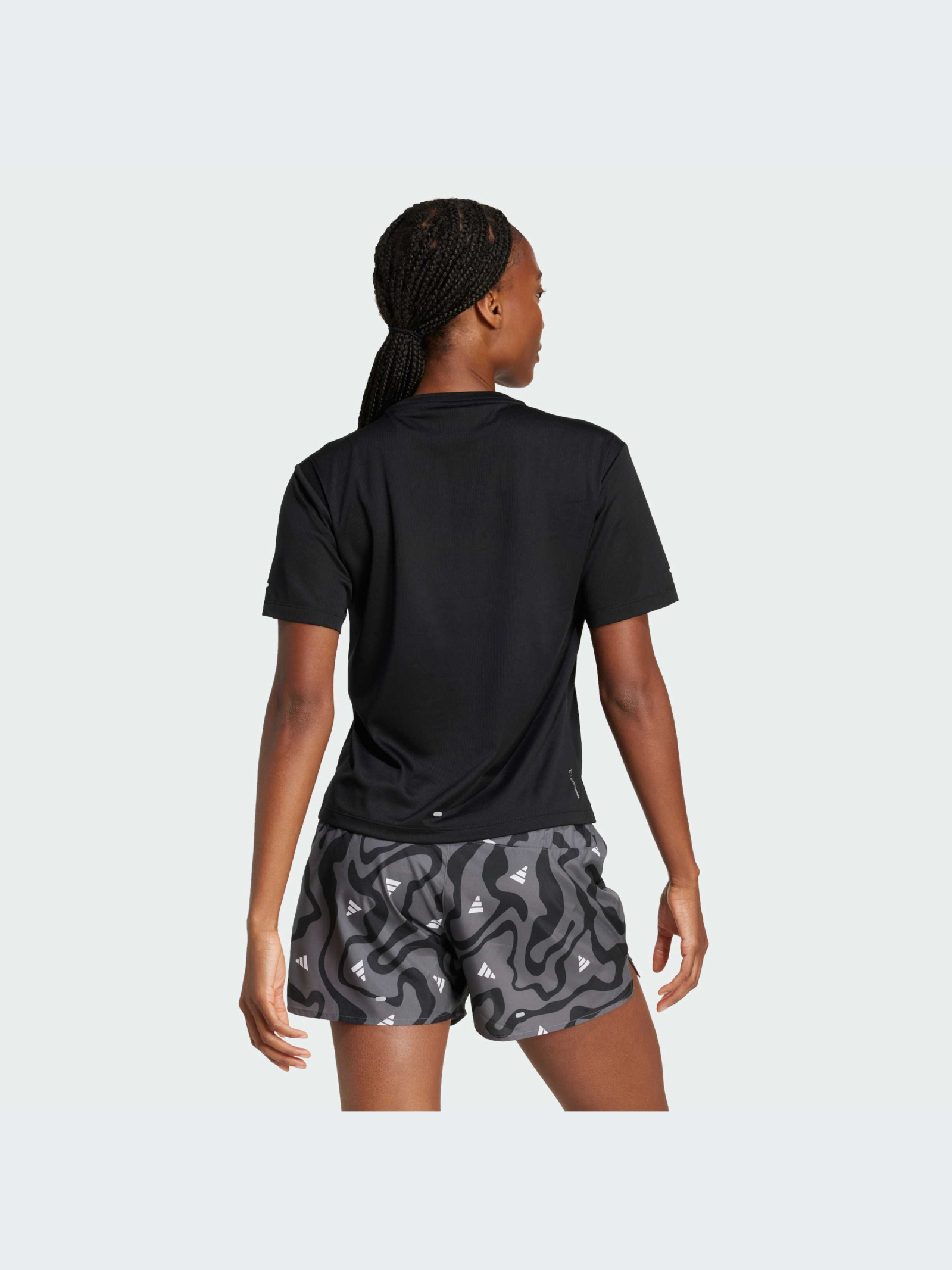 Adidas Run It Brand Love Tee Qadınlar üçün köynək