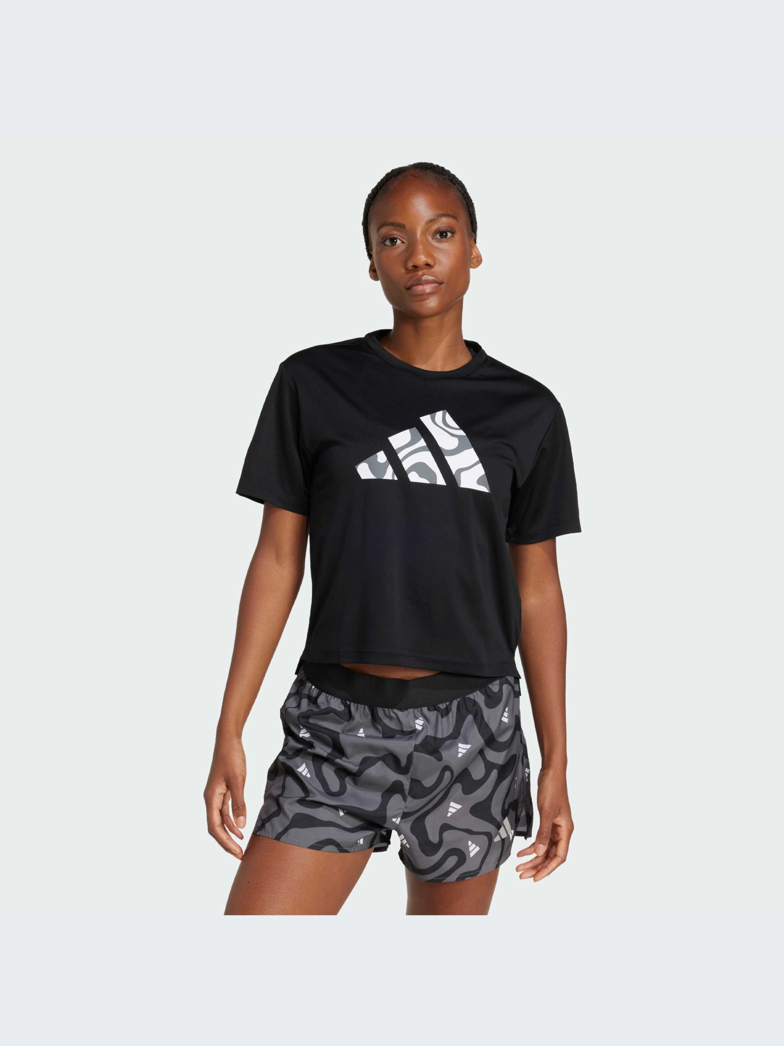 Adidas Run It Brand Love Tee Qadınlar üçün köynək