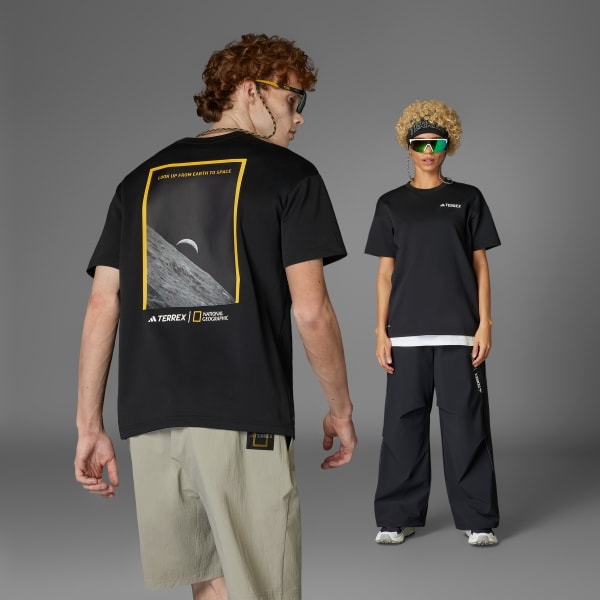 Adidas Nat Geo Kişi Qısaqol Köynəyi