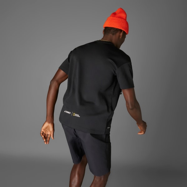 Adidas Nat Geo Kişi Qısaqol Köynəyi