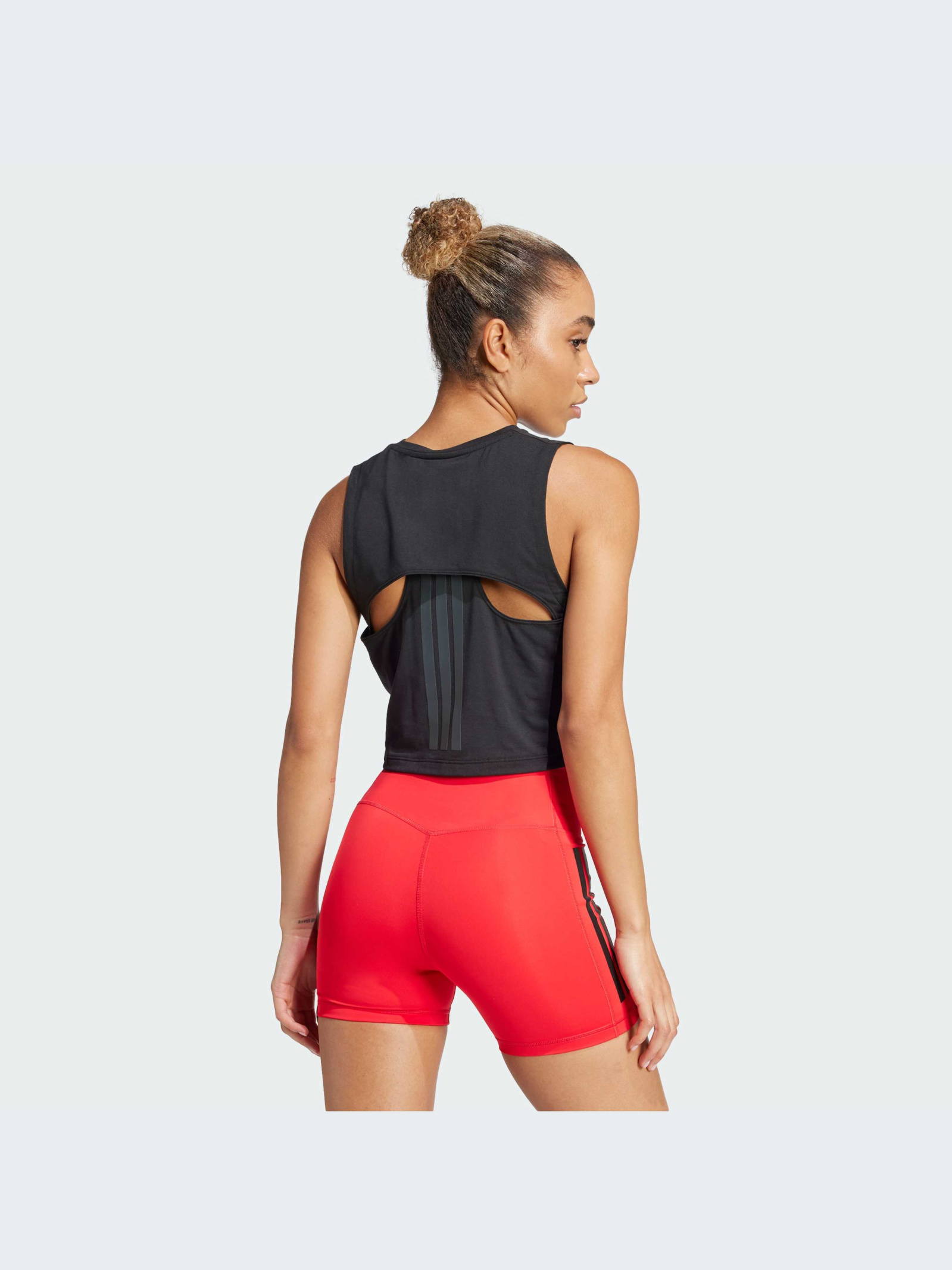 ADIDAS BOXY QADIN MAYKASI