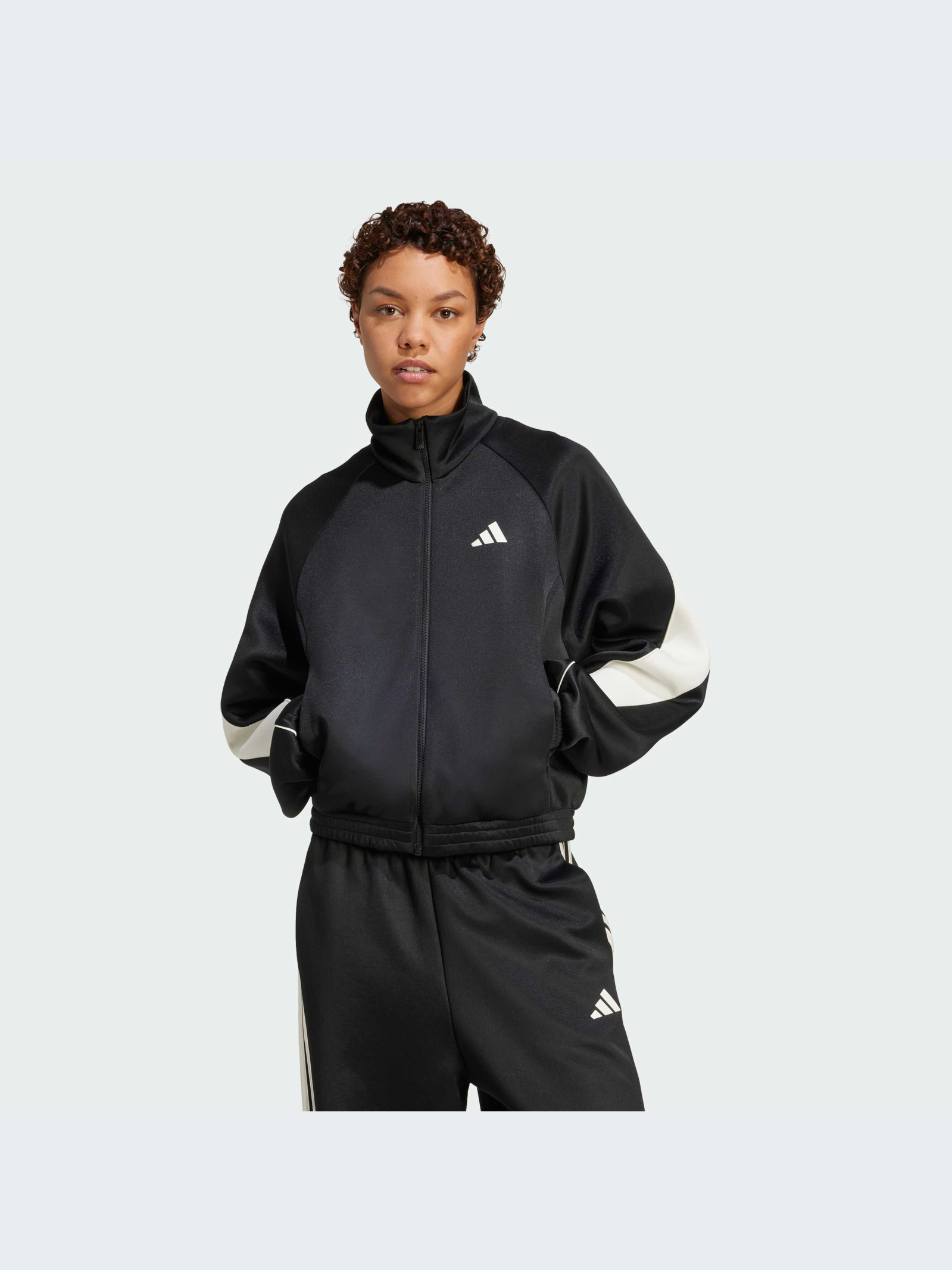 Adidas Stadium Tracktop Qadınlar üçün idman gödəkçəsi