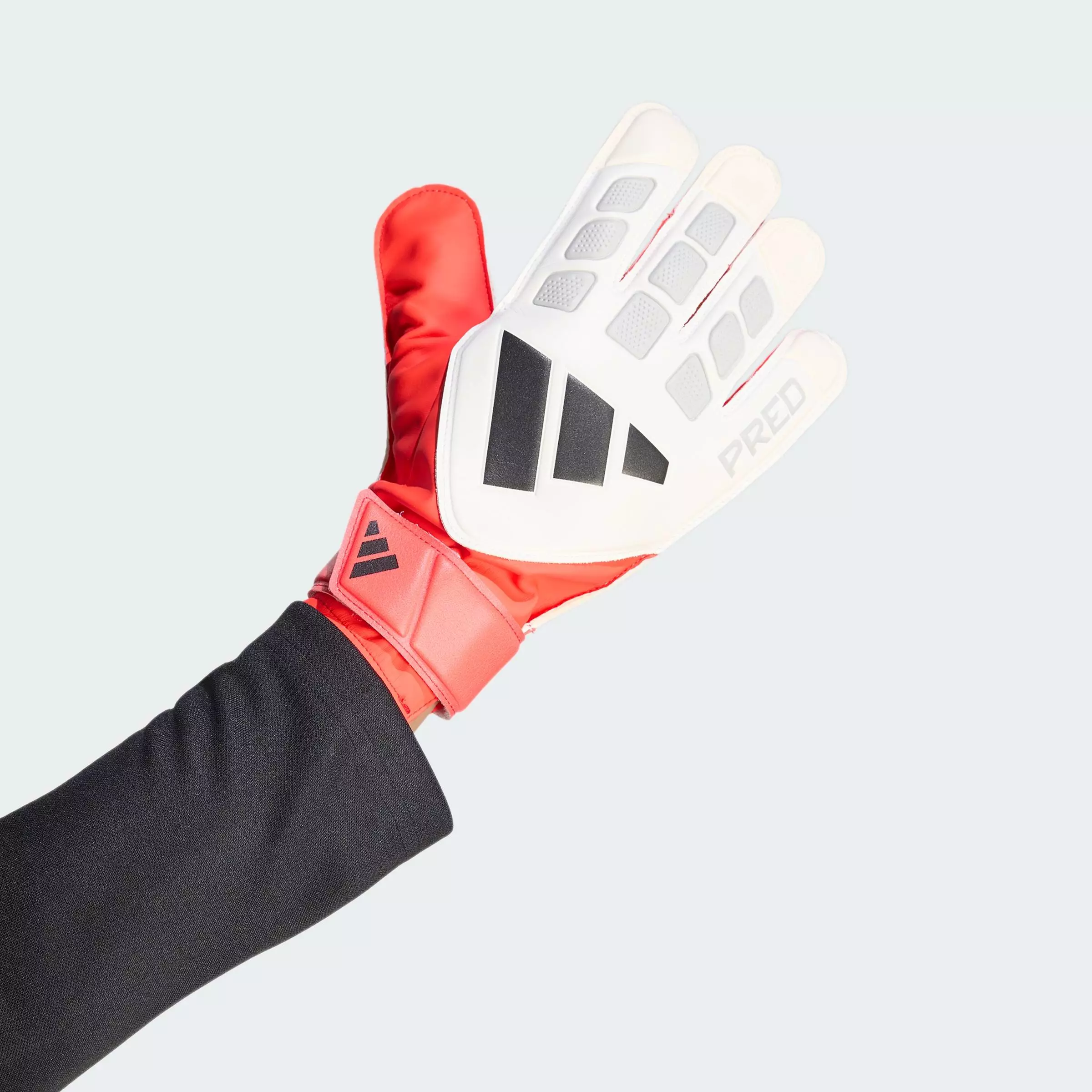 Adidas Predator Goalkeeper Glove Training