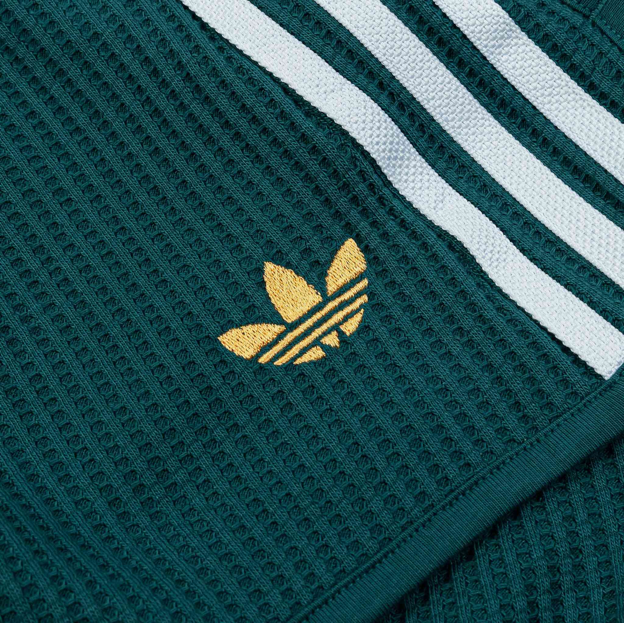 ADIDAS SPRINTER KİŞİ ŞORTLARI